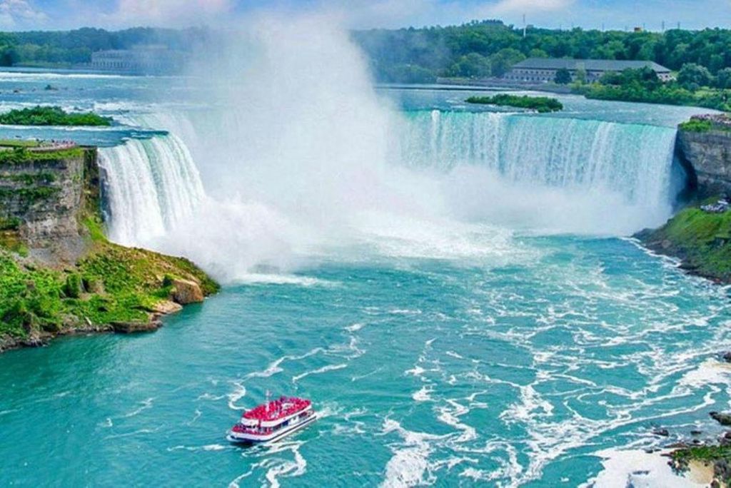Von Toronto aus: Ganztagestour zu den Niagarafällen
