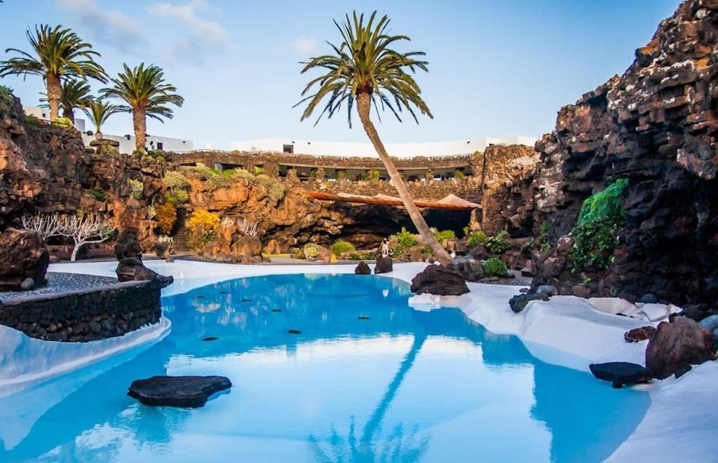 Premium Lanzarote: Entdecken Sie 3 ikonische Kunst- und Tourismuszentren