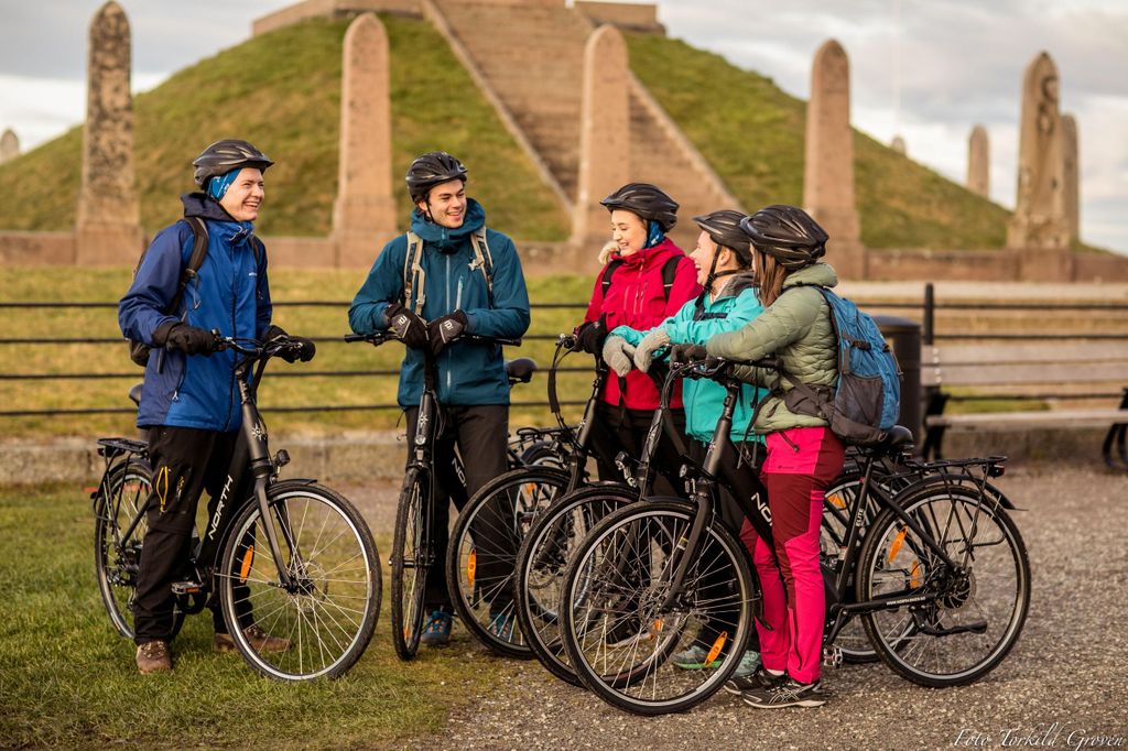Geführte E-Bike-Tour in Haugesund: Stadt, Wikinger, Rising Tides