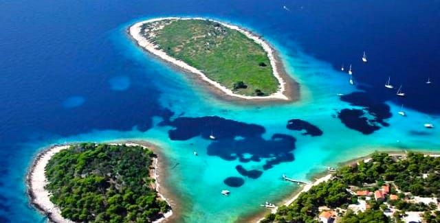 Private Tour zur Blauen Lagune und den 3 Inseln von Trogir und Split