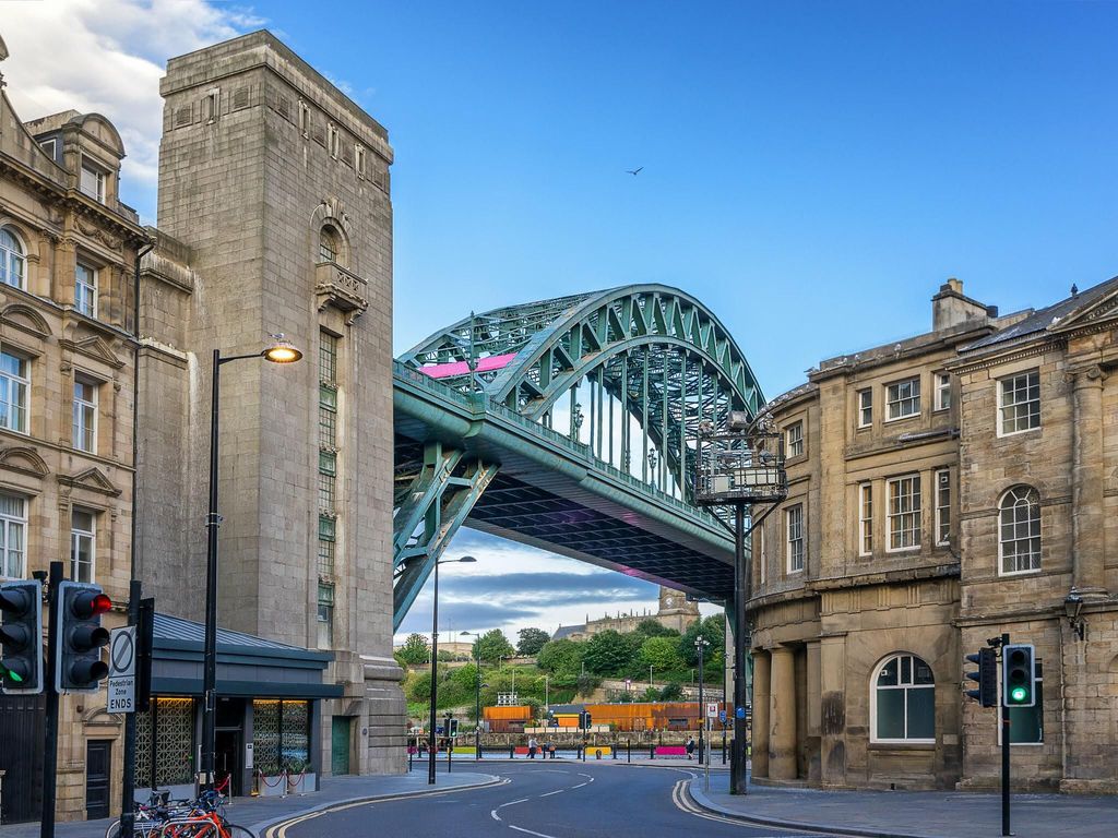 Tour „Newcastle enthüllt: Geschichte, Brücken und Geheimnisse” auf Spanisch