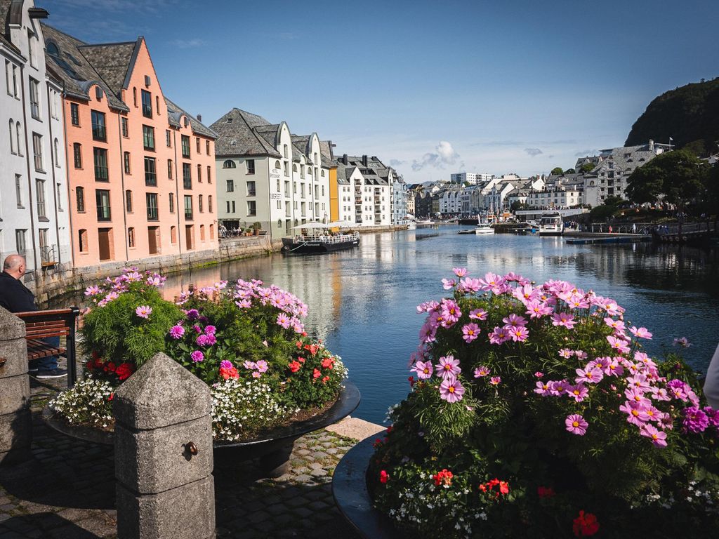 Kulturspaziergang mit dem Geschmack und Duft von Ålesund