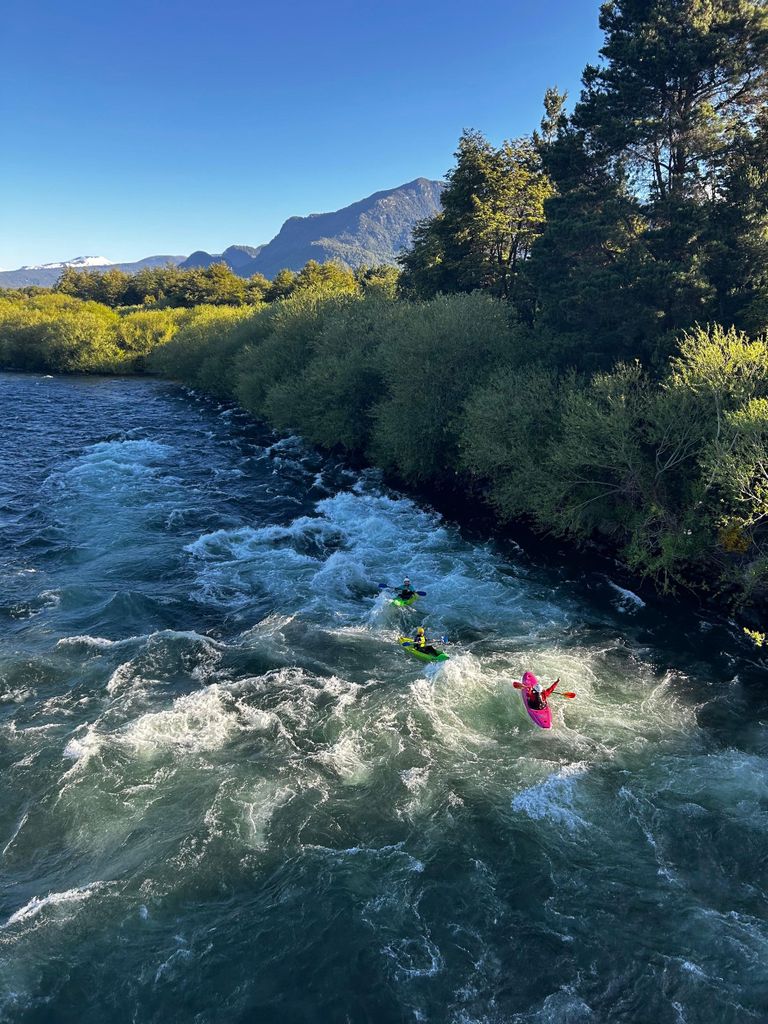 Pucón: Geführte Kajaktour auf dem Fluss Liucura mit Fotos/Videos