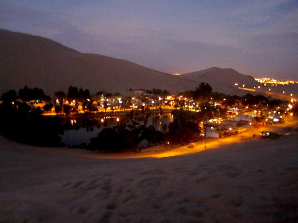 von Huacachina: Sunset Buggy und Sandboarding in den Dünen