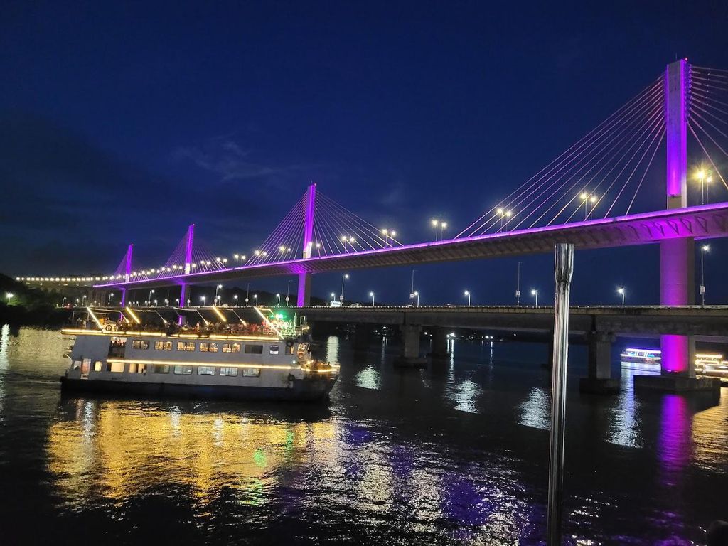 Panaji: Dinner Cruise in Goa mit Hoteltransfer und 2 Bieren