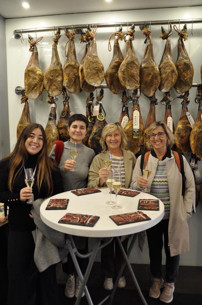 Girona Morning Food Tour & Lokaler Markt