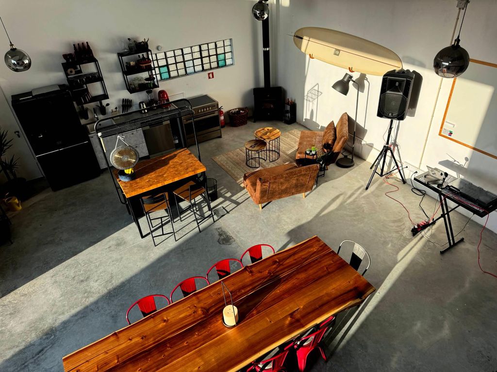 Meet a professional Big Wave Surfer in Nazare