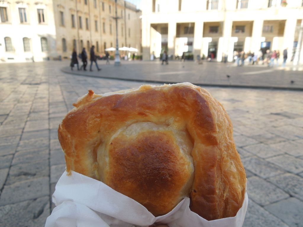 Lecce: Streetfood-Verkostung und Sightseeing-Tour