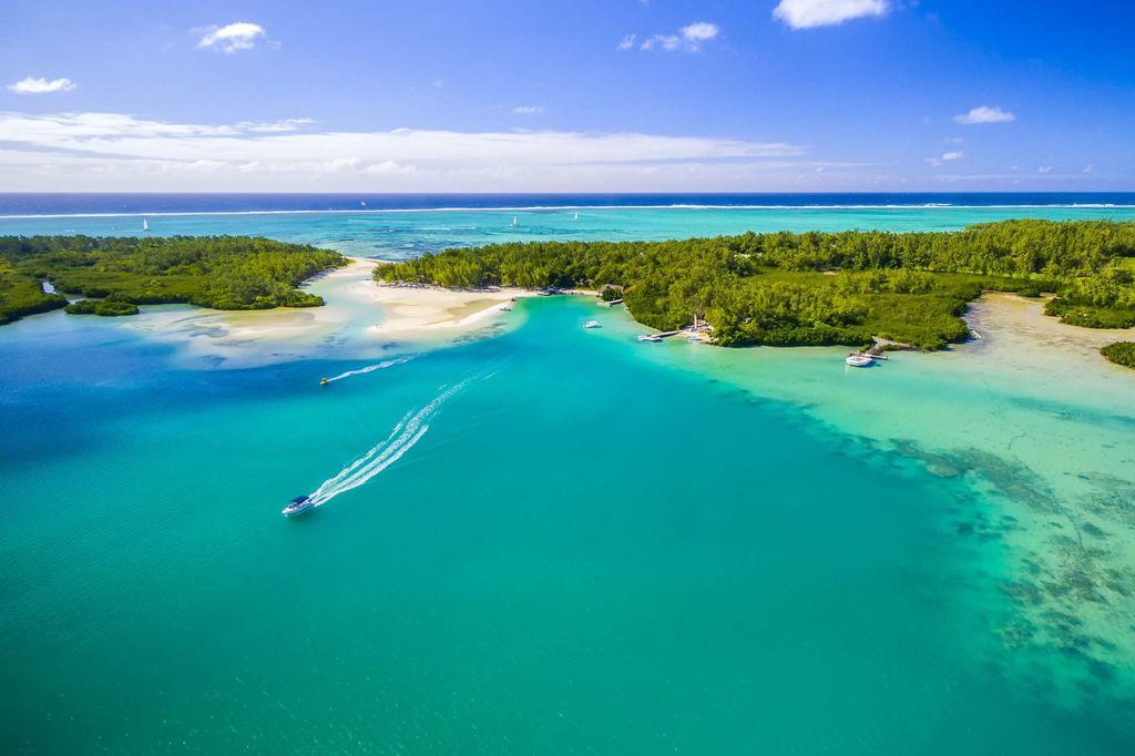 Schnellboot zur Ile aux Cerfs: Ganzer Tag inkl. Mittagessen & Transfer