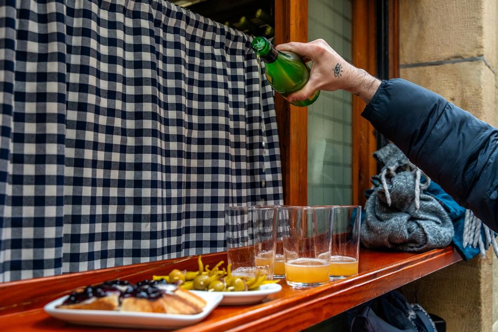 Bilbao Foodtour mit Pintxos und Getränken mit einem Einheimischen