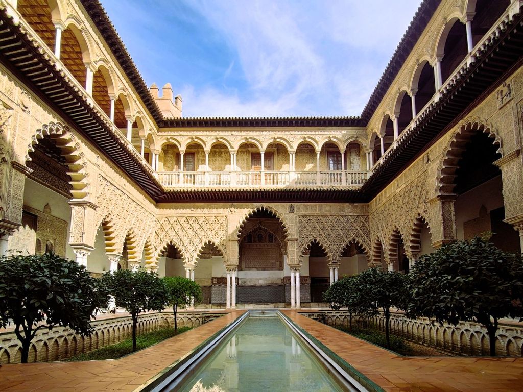 Sevilla: Kleingruppe Alcázar Guided Tour & Entry Ticket