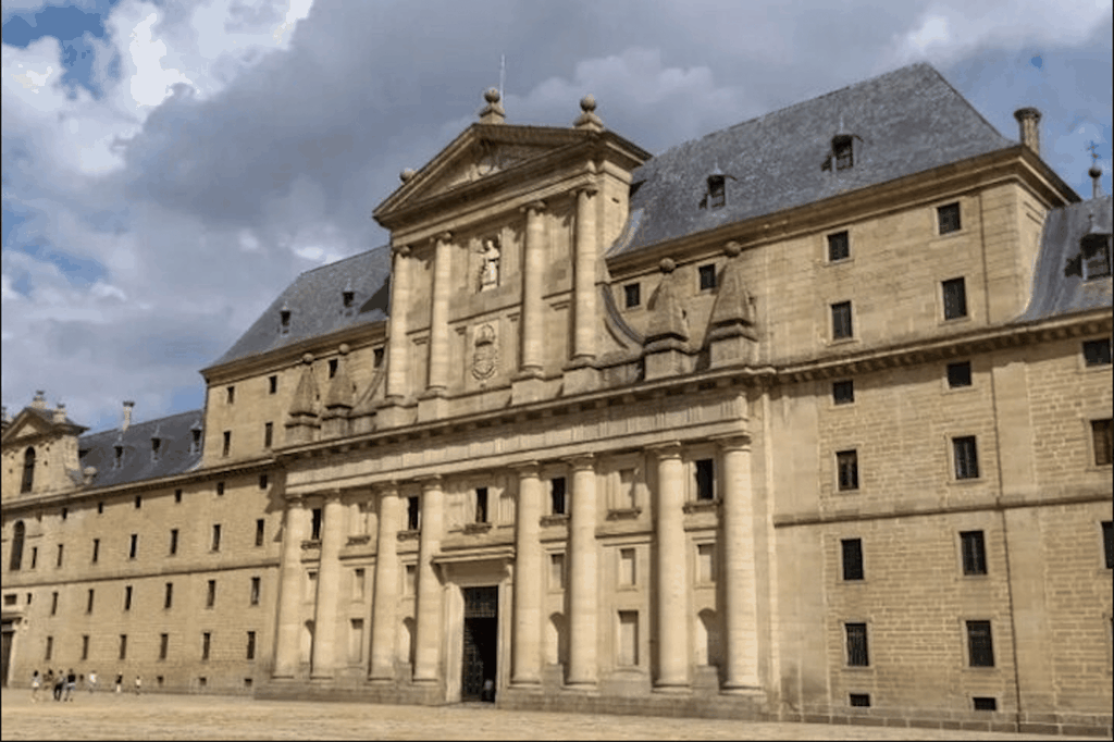Escorial & Tal der Gefallenen: Private Tour ab Madrid