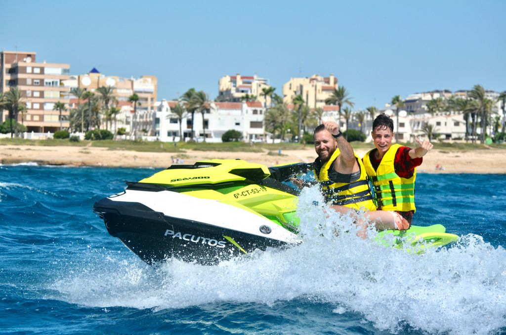 von Torrevieja aus: Jet Ski Tour ohne Lizenz.