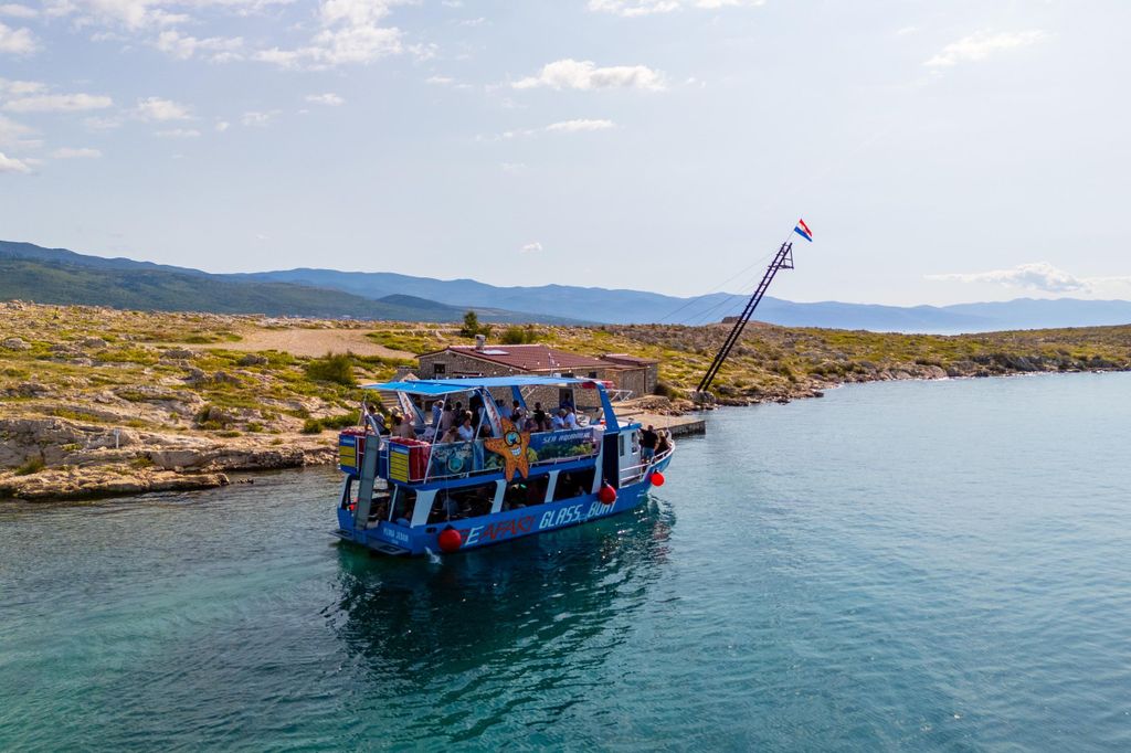Crikvenica: Fahrt mit dem Glasbodenboot nach Šilo auf der Insel Krk