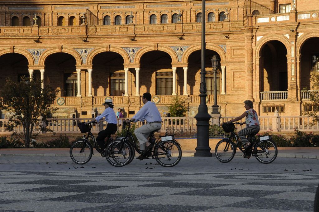 Sevilla: Elektrofahrradtour in kleiner Gruppe