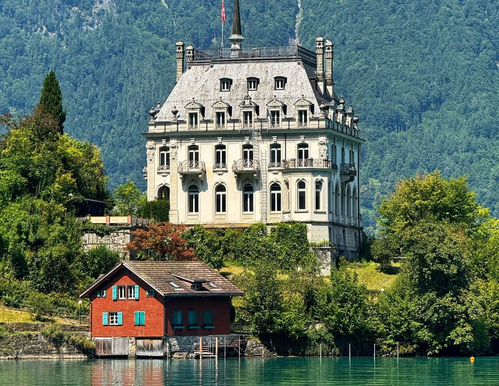 Interlaken: Erkunde Iseltwald & Giessbach mit dem E-Bike