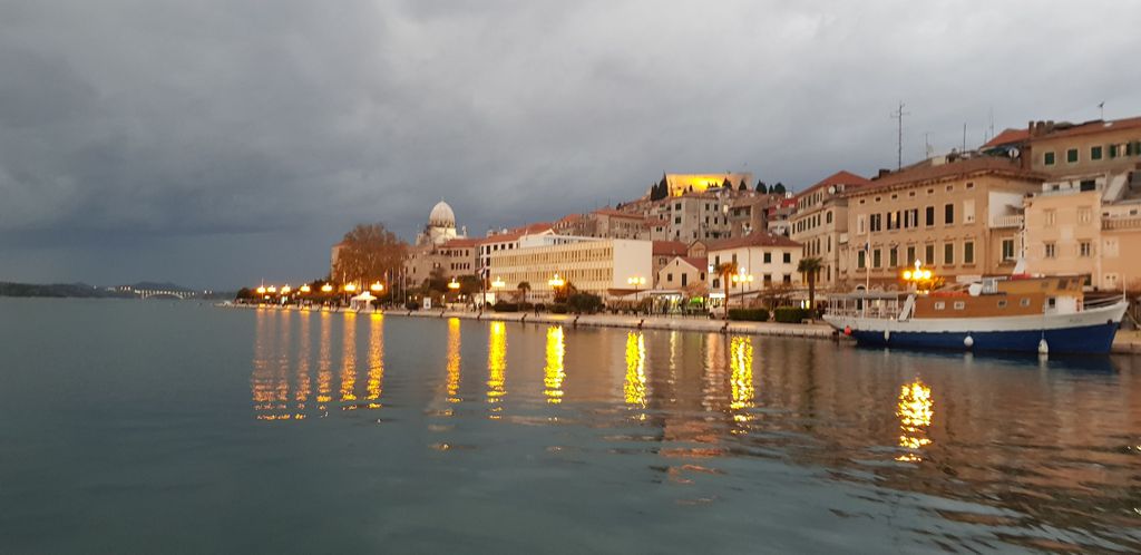 Sibenik: Geführter Rundgang am Abend