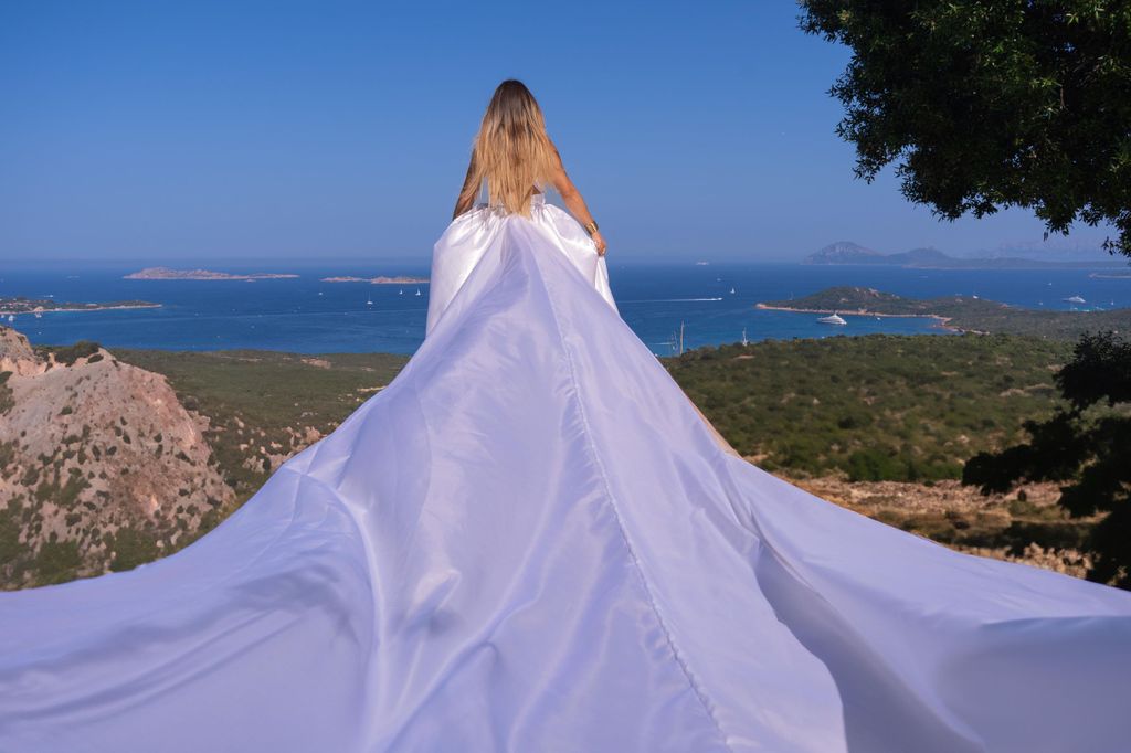 Porto Cervo: Erlebnis mit fließendem Kleid