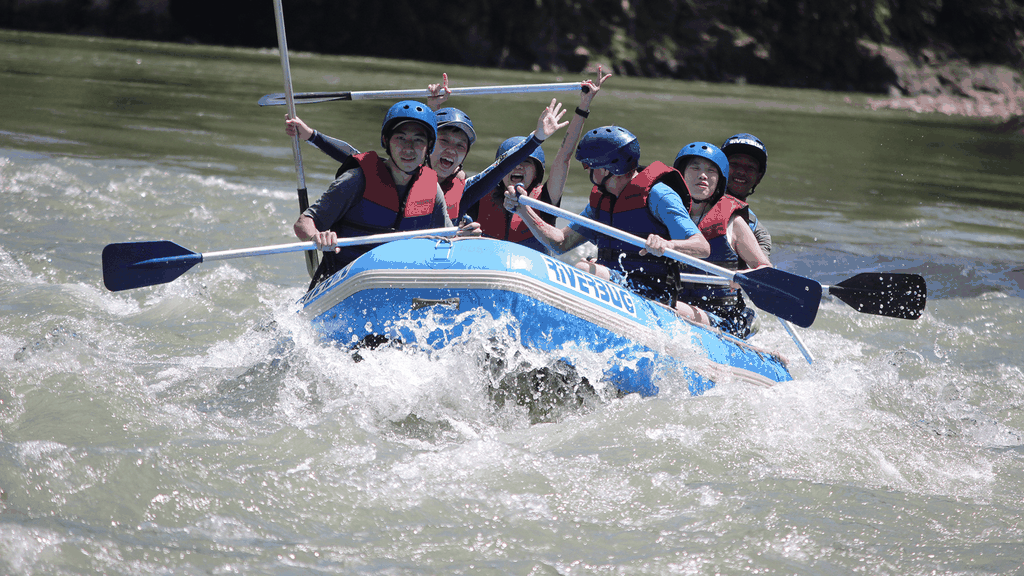 Kota Kinabalu Wildwasser-Rafting Grad 1-2 am Kiulu River