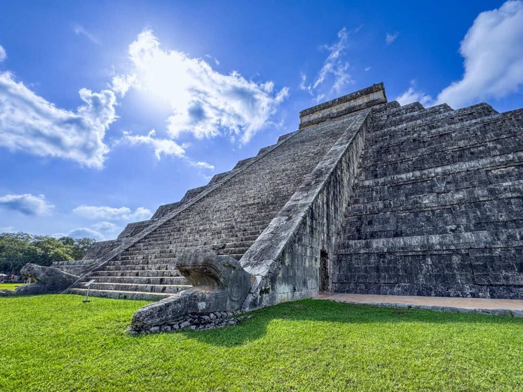 Playa del Carmen: Chichén Itzá früh am Morgen mit erfahrenem Guide