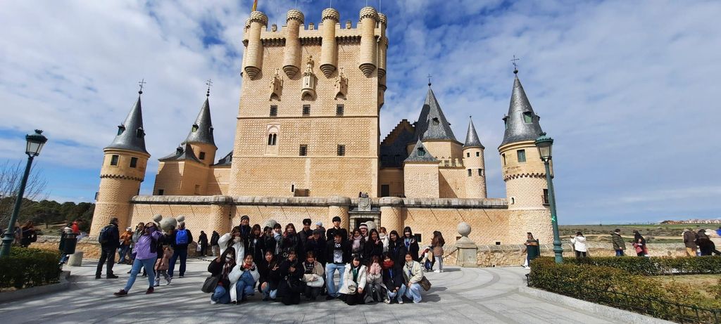 Salamanca: Tagestour nach Segovia und Ávila mit Guide
