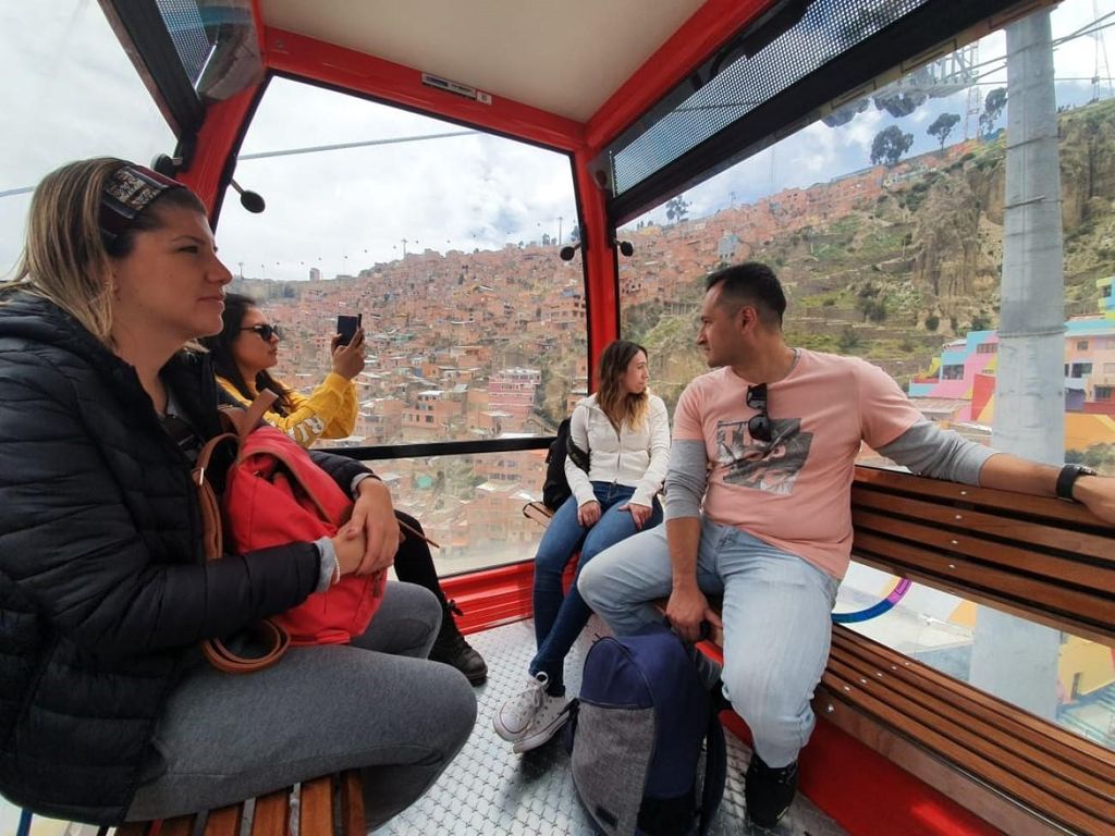 La Paz: Seilbahn-, Friedhofs-, Schamanen- und El Alto-Tour