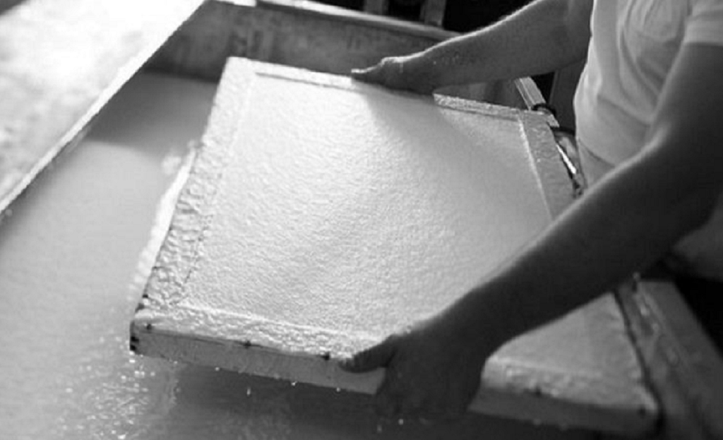 Fabriano: Workshop - Papier und seine wichtigsten kreativen Techniken