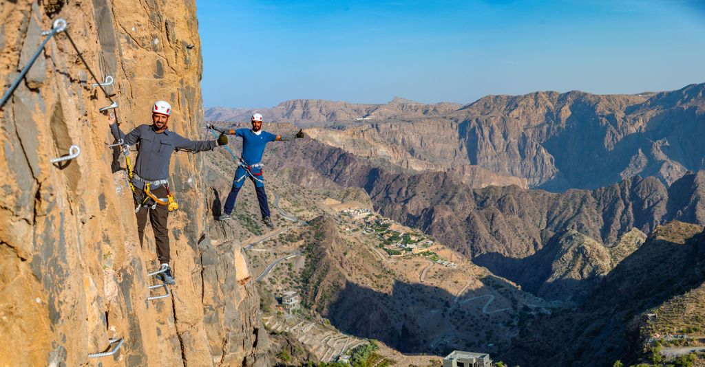 Nizwa: Jebel Shams Balkonspaziergang und Klettersteig-Abenteuer