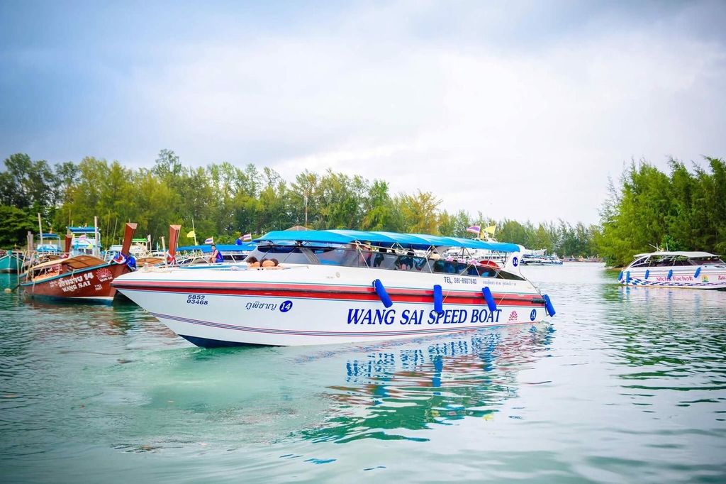 Krabi: Schnellboot-Shuttle zwischen Ao Nang-Railay-Koh Phi Phi