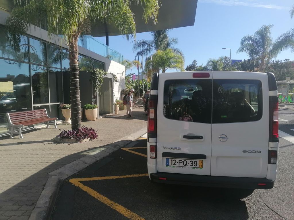 Flughafentransfers auf Madeira: Einfache Fahrten nach und von Caniço