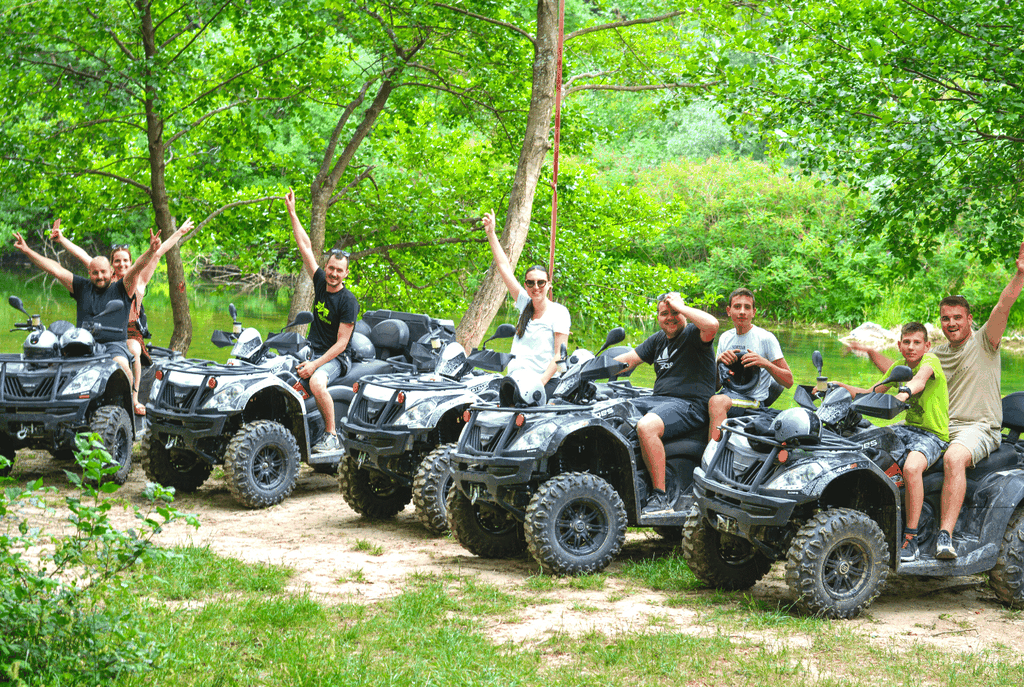 Split: Quad-Tour mit Wasserfall, Schwimmen und Picknick