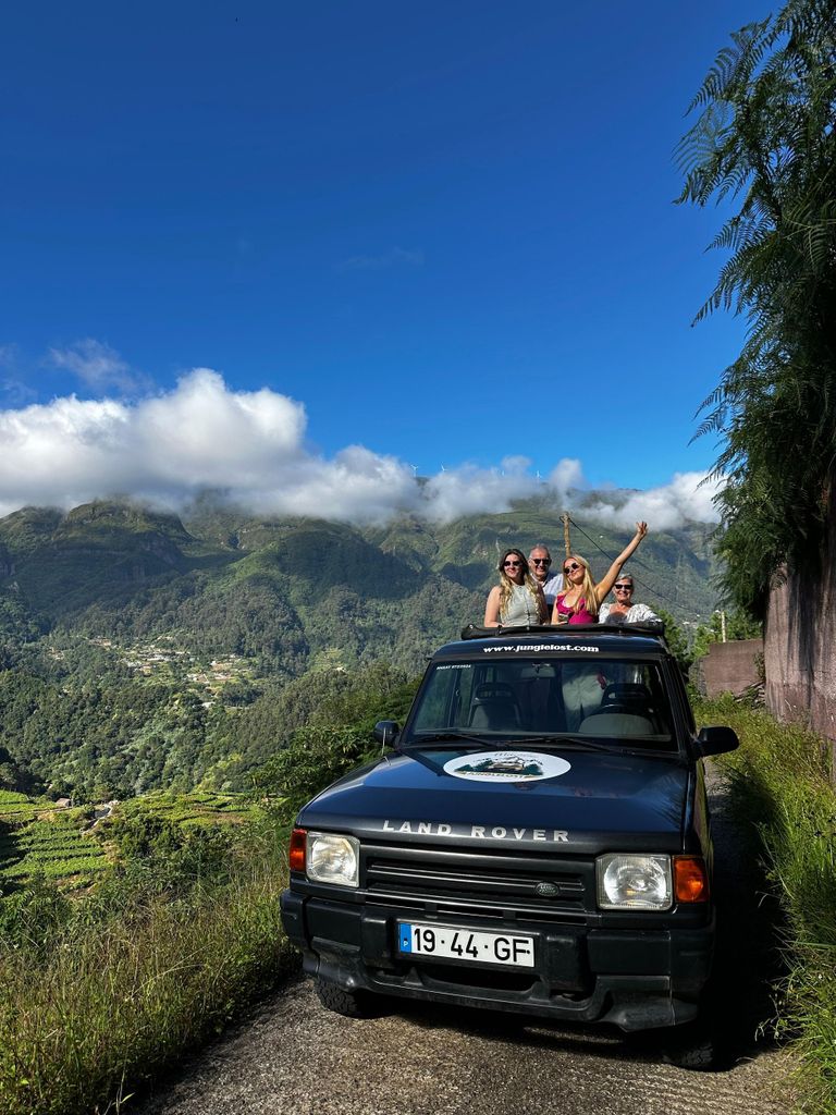 Von Funchal aus: West-Madeira Open-Roof 4x4 Day Tour mit Abholung