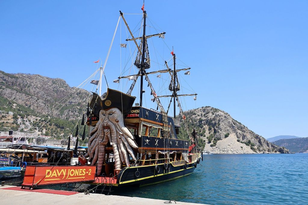 Marmaris: All-Inclusive-Piratenbootstour mit kostenlosem Hotel-Transfer