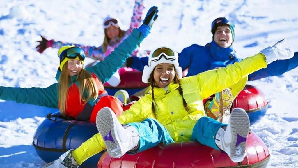 Ab Tiflis: Magisches Bordschomi & Bakuriani mit Rodelbahn