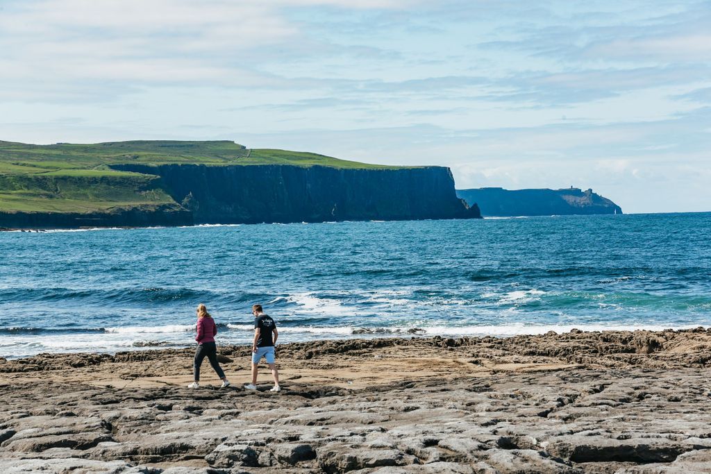 Von Galway aus: Aran Islands & Cliffs of Moher Ganztagestour