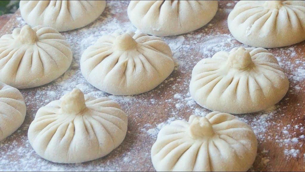 Khinkali- & Khachapuri-Kochkurse mit Weinprobe