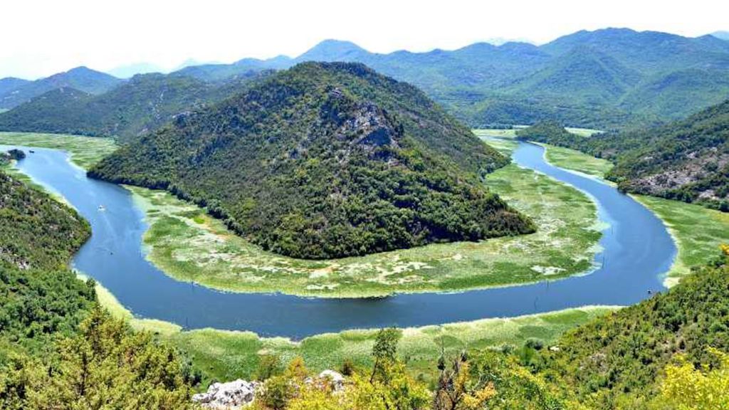 Montenegro: Lovcen National Park Private Tour mit Bootsfahrt