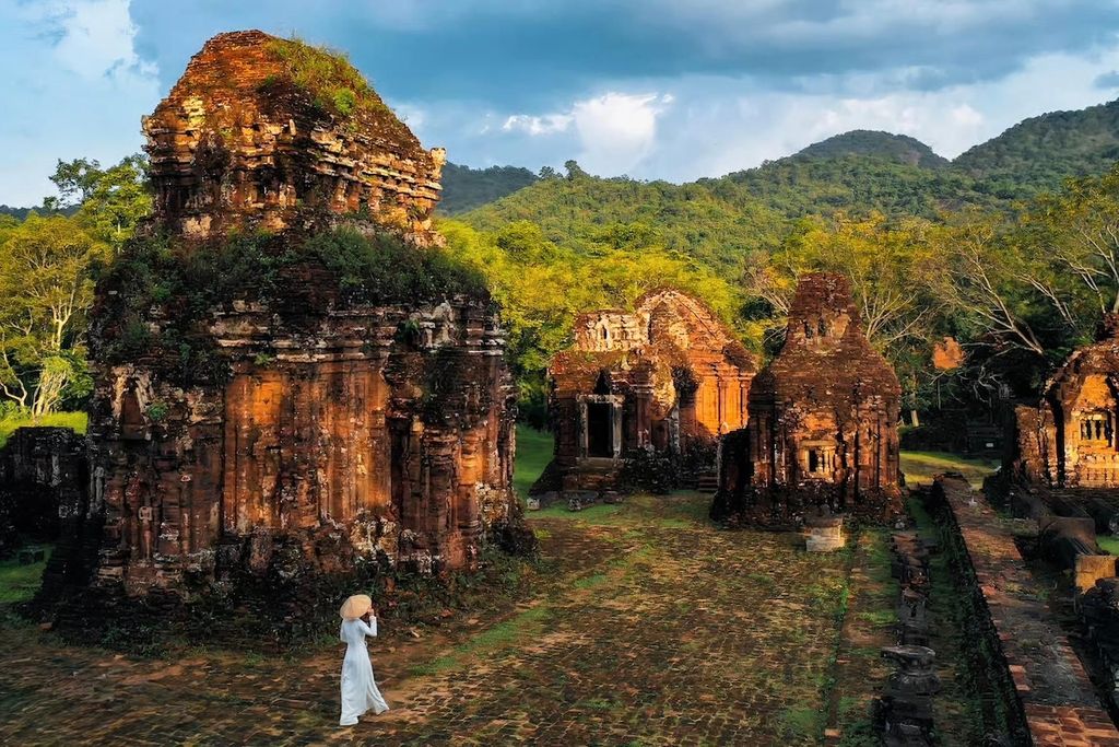 Hoi An: My Son am Morgen mit Champa-Brunch