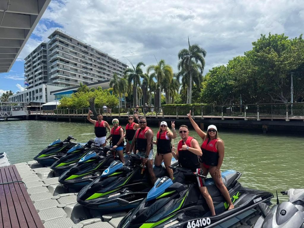 Cairns: Geführte Jetski-Tour 30 oder 60 Minuten