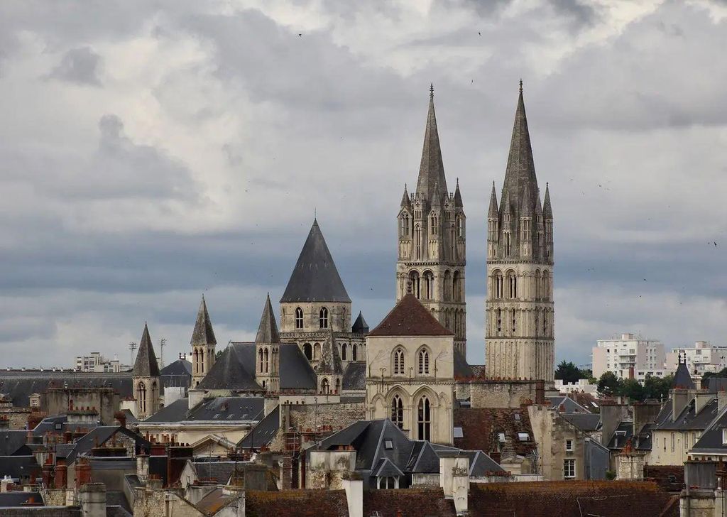 Caen: Geführte Tour durch Caen und Bayeux