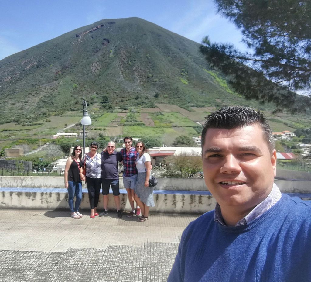 Wein-Trekking auf Salina: Wanderung und Verkostung lokaler Produkte