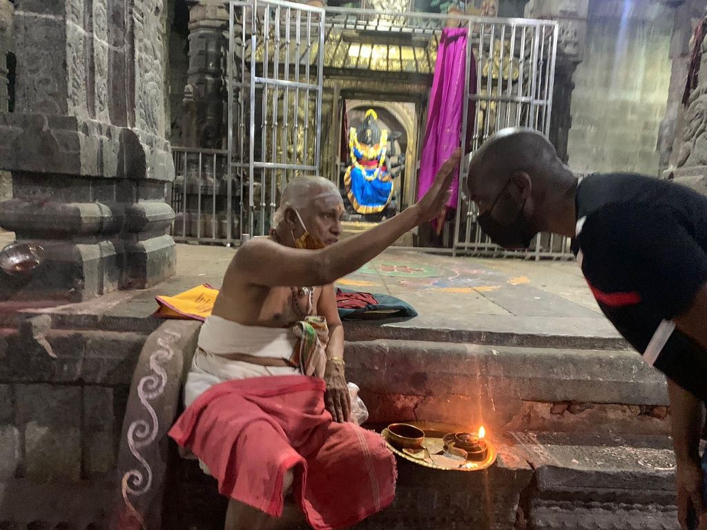 Kanchipuram: Tempelarchitektur und Seidenweberei in Chennai