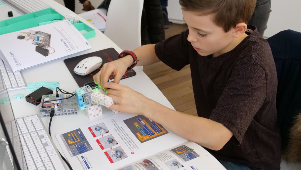 Robotik- und SCRATCH-Programmier-Workshops für Kinder von 8 bis 12 Jahren