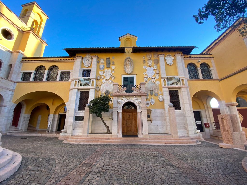 Vittoriale degli Italiani & Papiermuseum Kombiticket