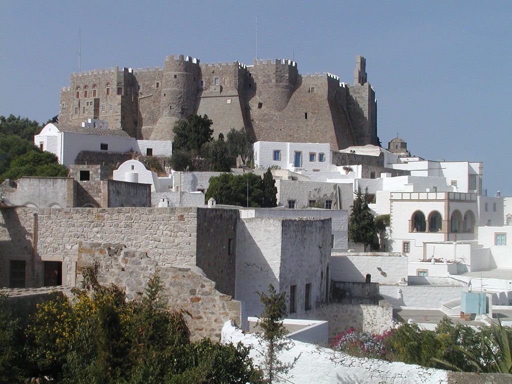 Von Samos aus: Tagestour zur Insel Patmos (und Bustransfer)
