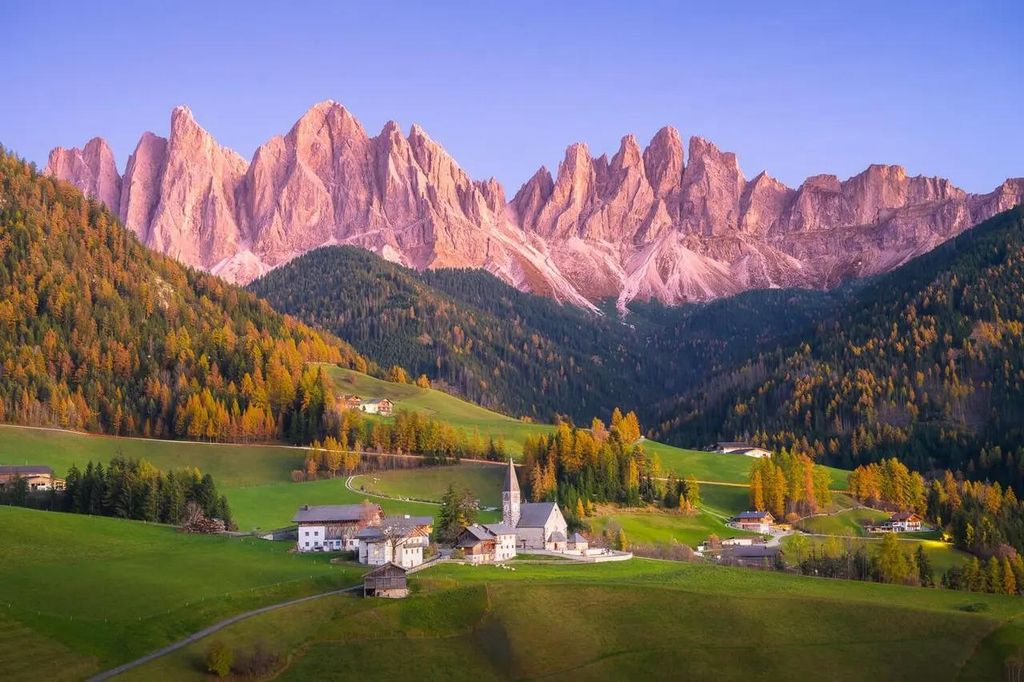 Bozen: Privater geführter Tagestour in die Dolomiten und zum Pragser Wildsee