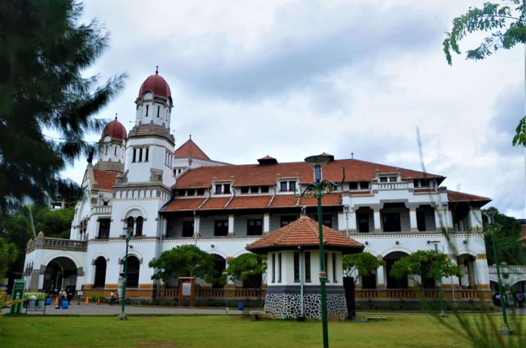 Semarang: Privater Autocharter mit Fahrer