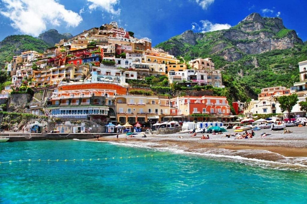 Von Positano: Gruppenfahrt zur Amalfiküste und Smaragdgrotte