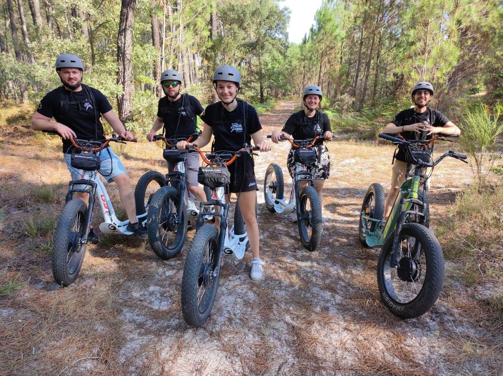 Agen: Geführte Touren mit dem Offroad-Roller auf der Lot Garonne