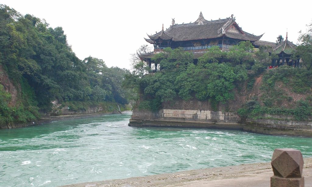 1-tägige Tour zum Berg Qingcheng und zum Bewässerungssystem von Dujiangyan
